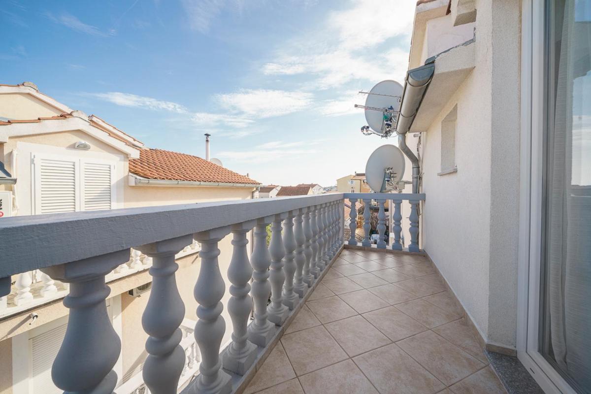 Villa Grey Stone Vodice Exterior photo