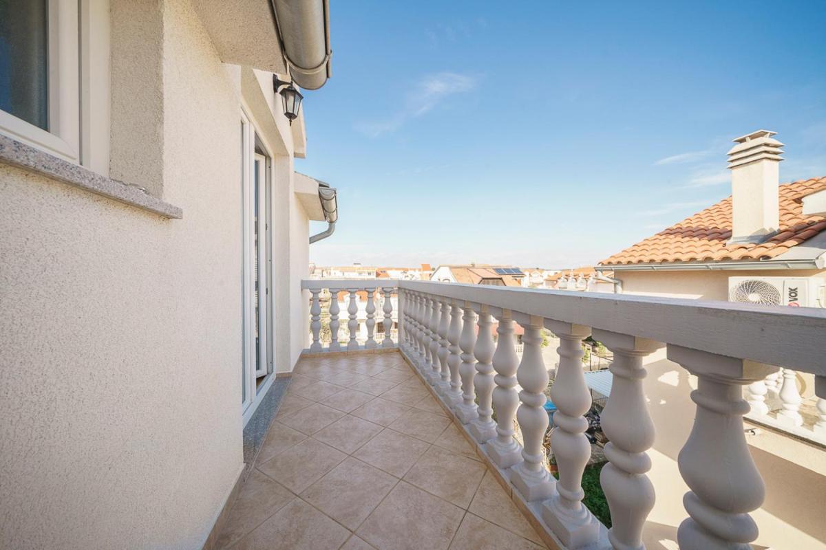 Villa Grey Stone Vodice Exterior photo